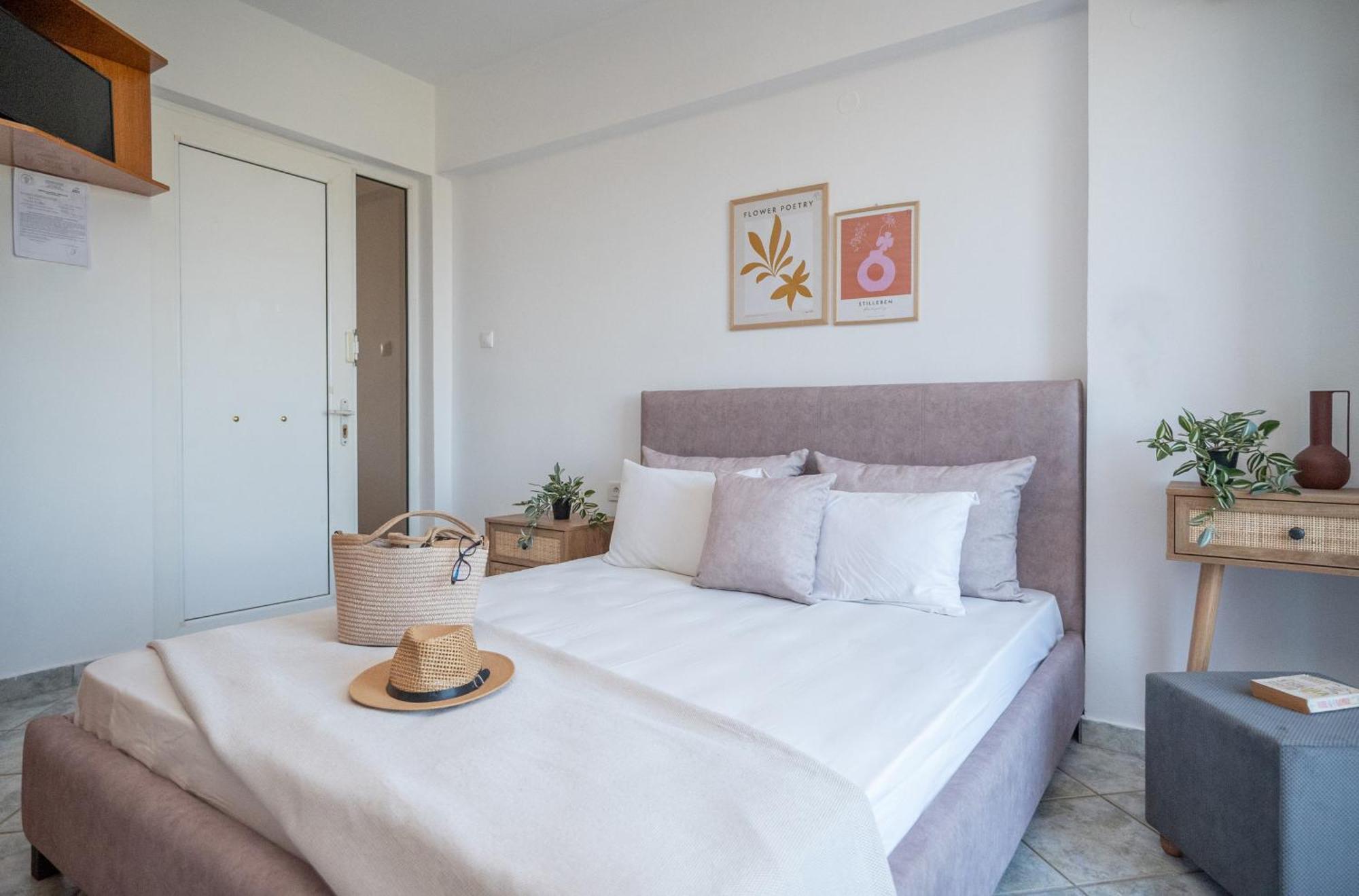 Spiros Ii & 50m From Center 300m From Ideal For Families And Groups *