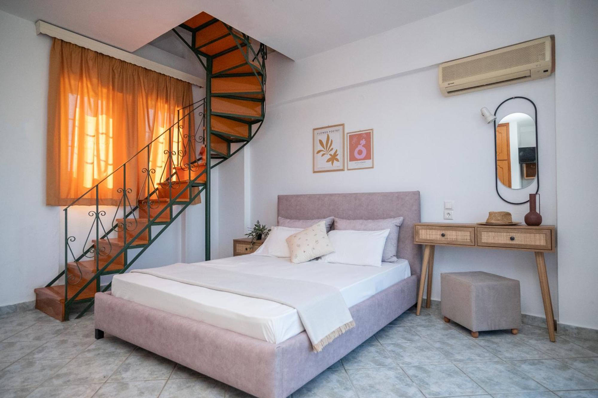 Spiros Ii & 50m From Center 300m From Ideal For Families And Groups *
