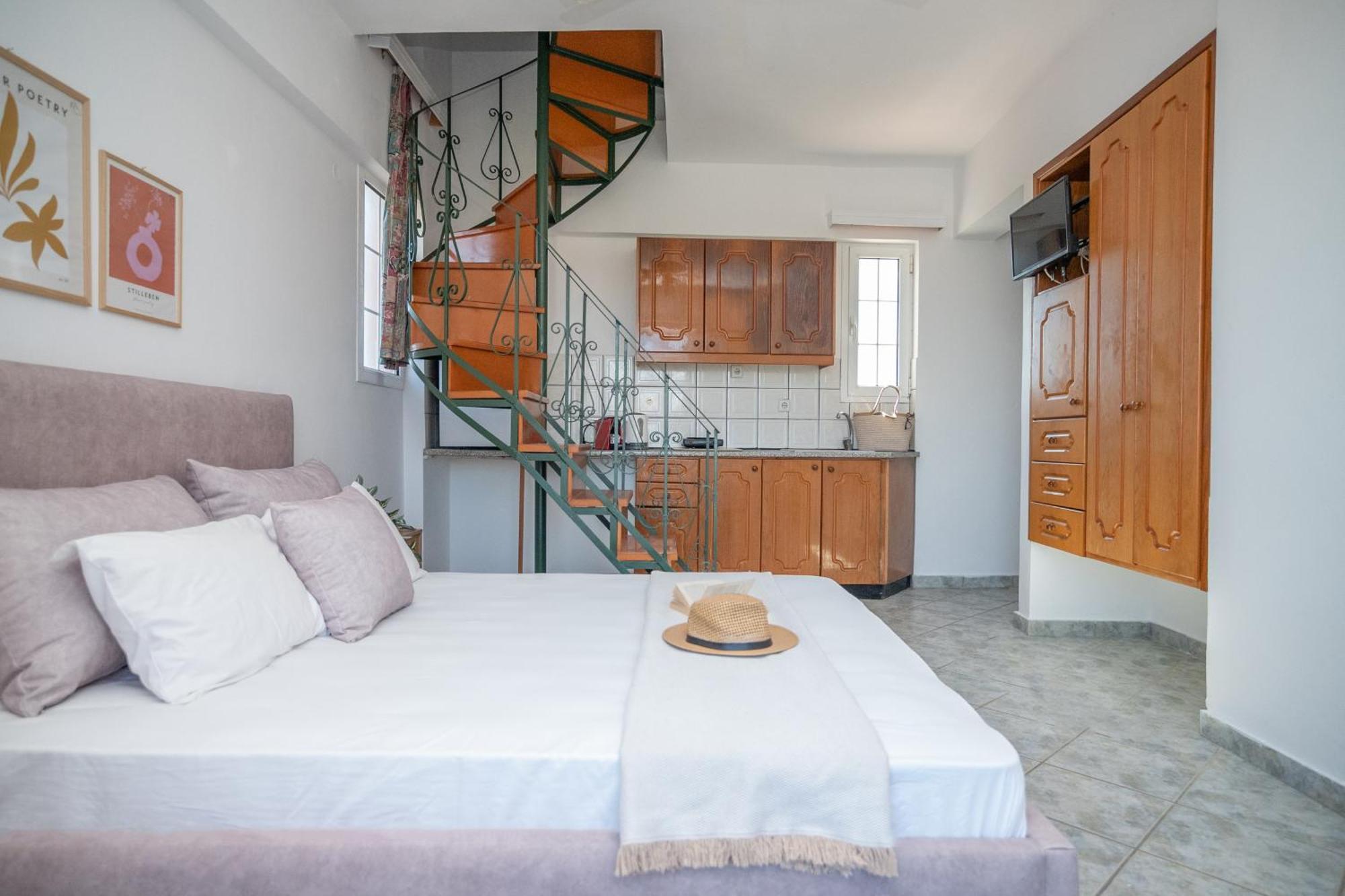 Daire Spiros Ii & 50m From Center 300m From Ideal For Families And Groups