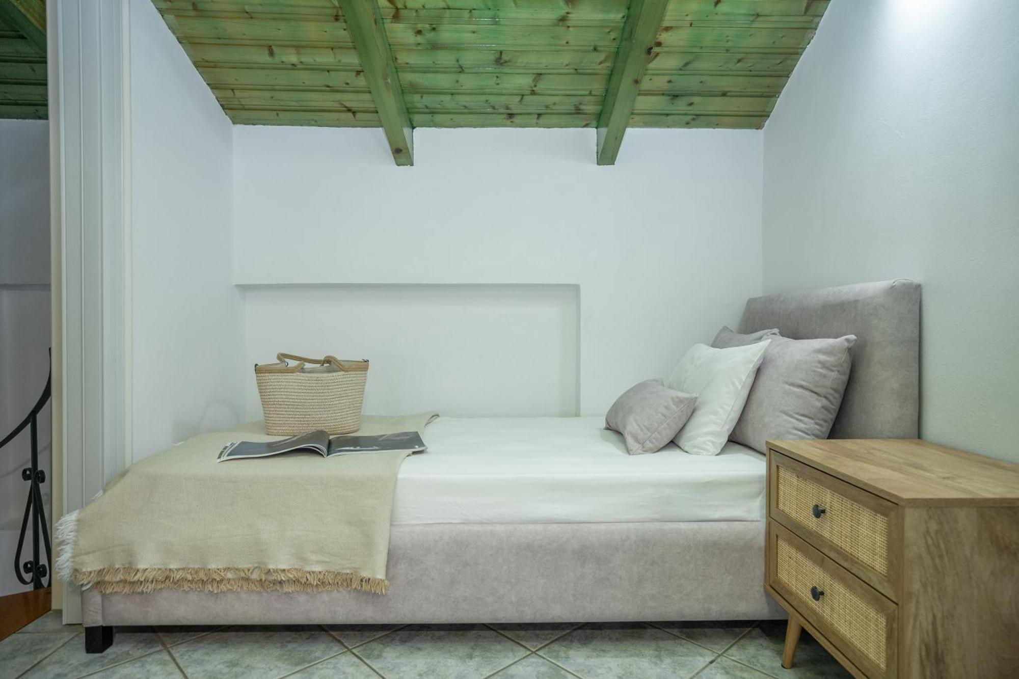Daire Spiros Ii & 50m From Center 300m From Ideal For Families And Groups *