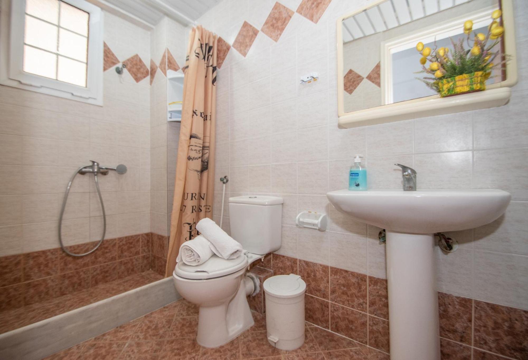 Spiros Ii & 50m From Center 300m From Ideal For Families And Groups Daire *