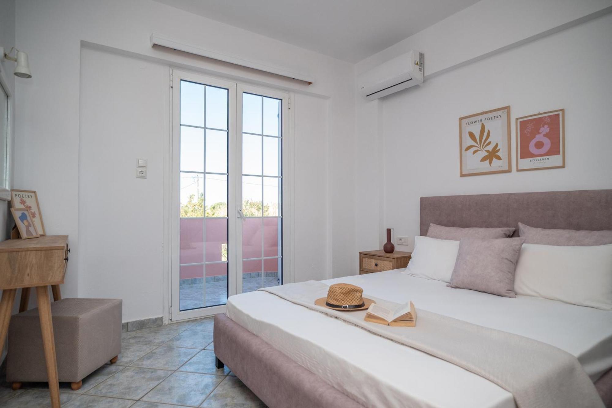 Apartament Spiros Ii & *
