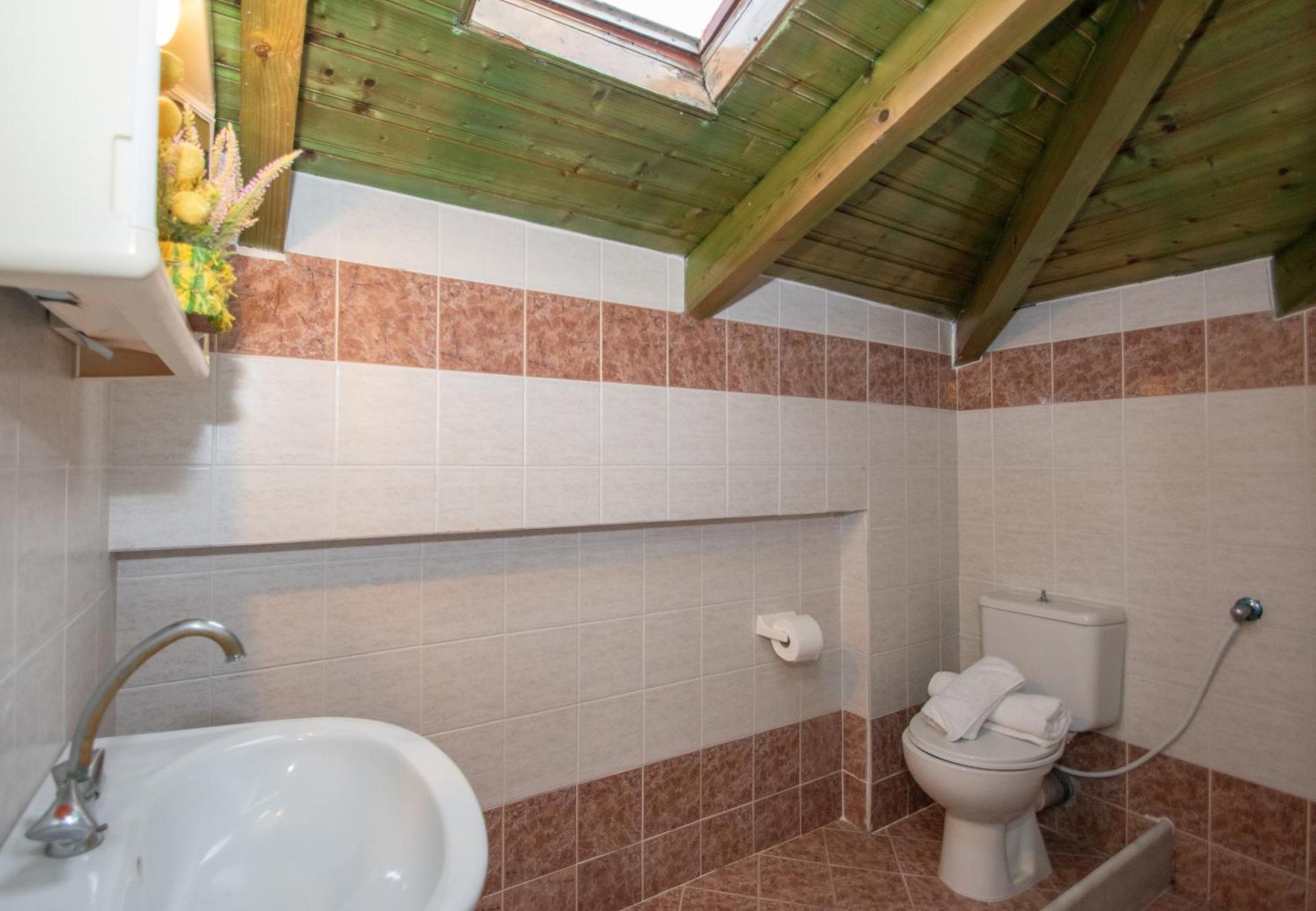 Apartament Spiros Ii & *
