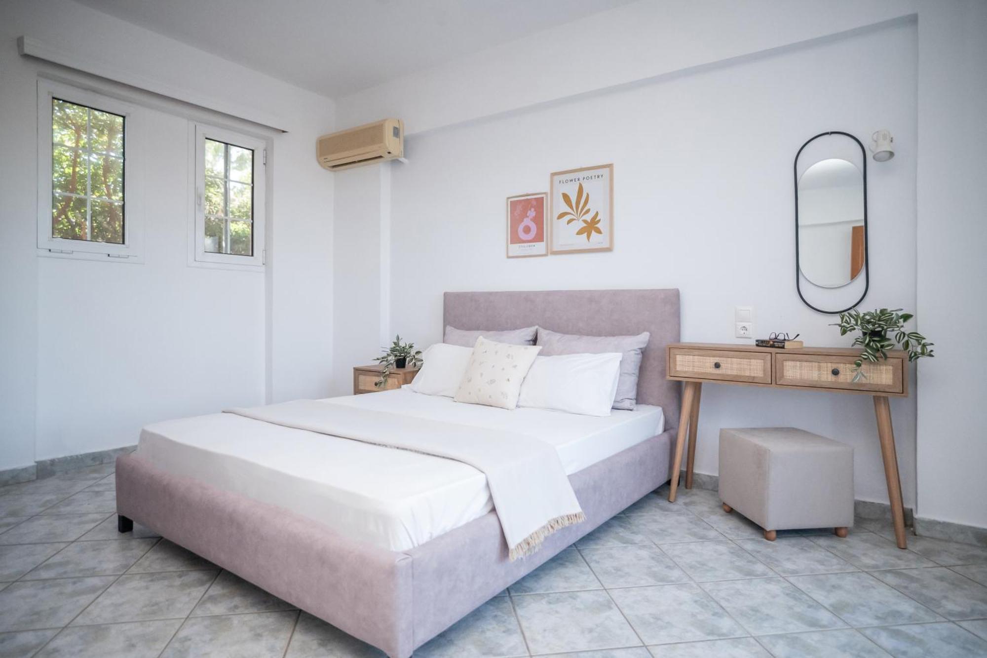 Spiros Ii & Apartment Laganas