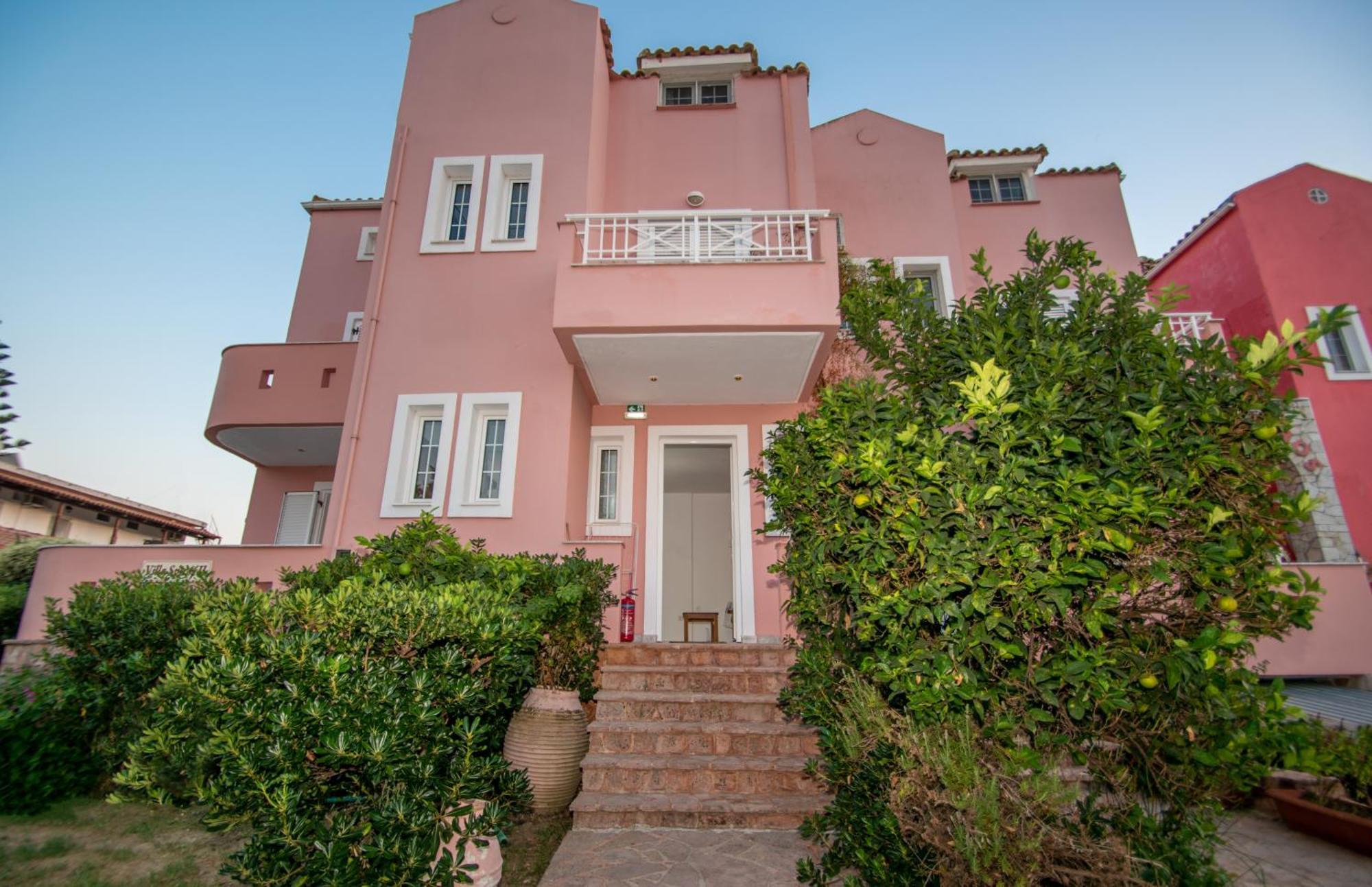 Apartment Spiros Ii &