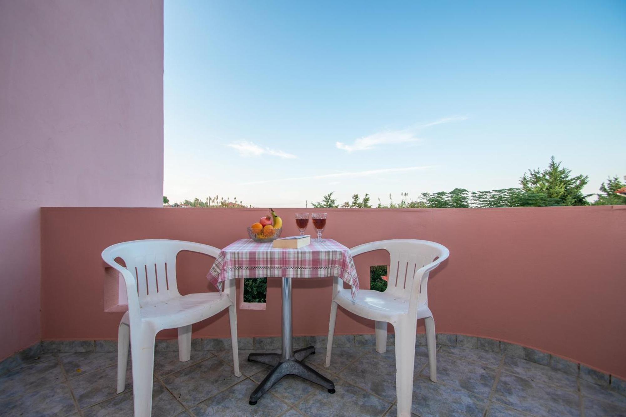 Spiros Ii & 50m From Center 300m From Ideal For Families And Groups * לגאנאס